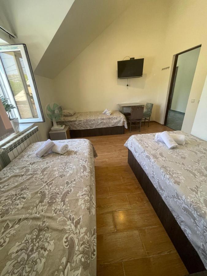 Noragyugh Guest House Erévan Extérieur photo